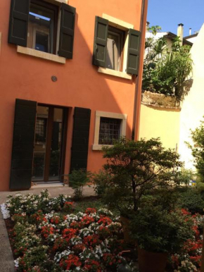 L'Angolino Nascosto Verona